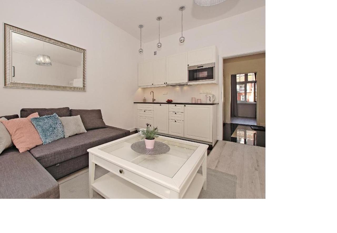 Apartament Kameralny Dluga 50 กดัญสก์ ภายนอก รูปภาพ